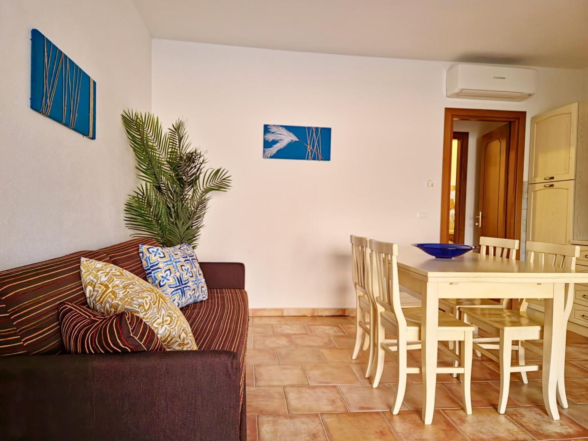 Dommos - Melodie Apartments Cala Liberotto Exterior photo