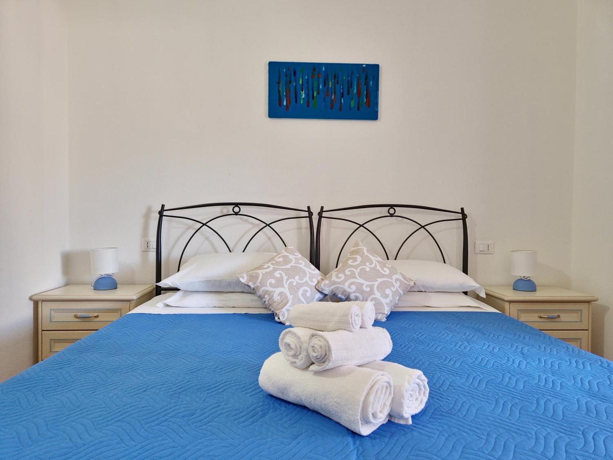 Dommos - Melodie Apartments Cala Liberotto Exterior photo