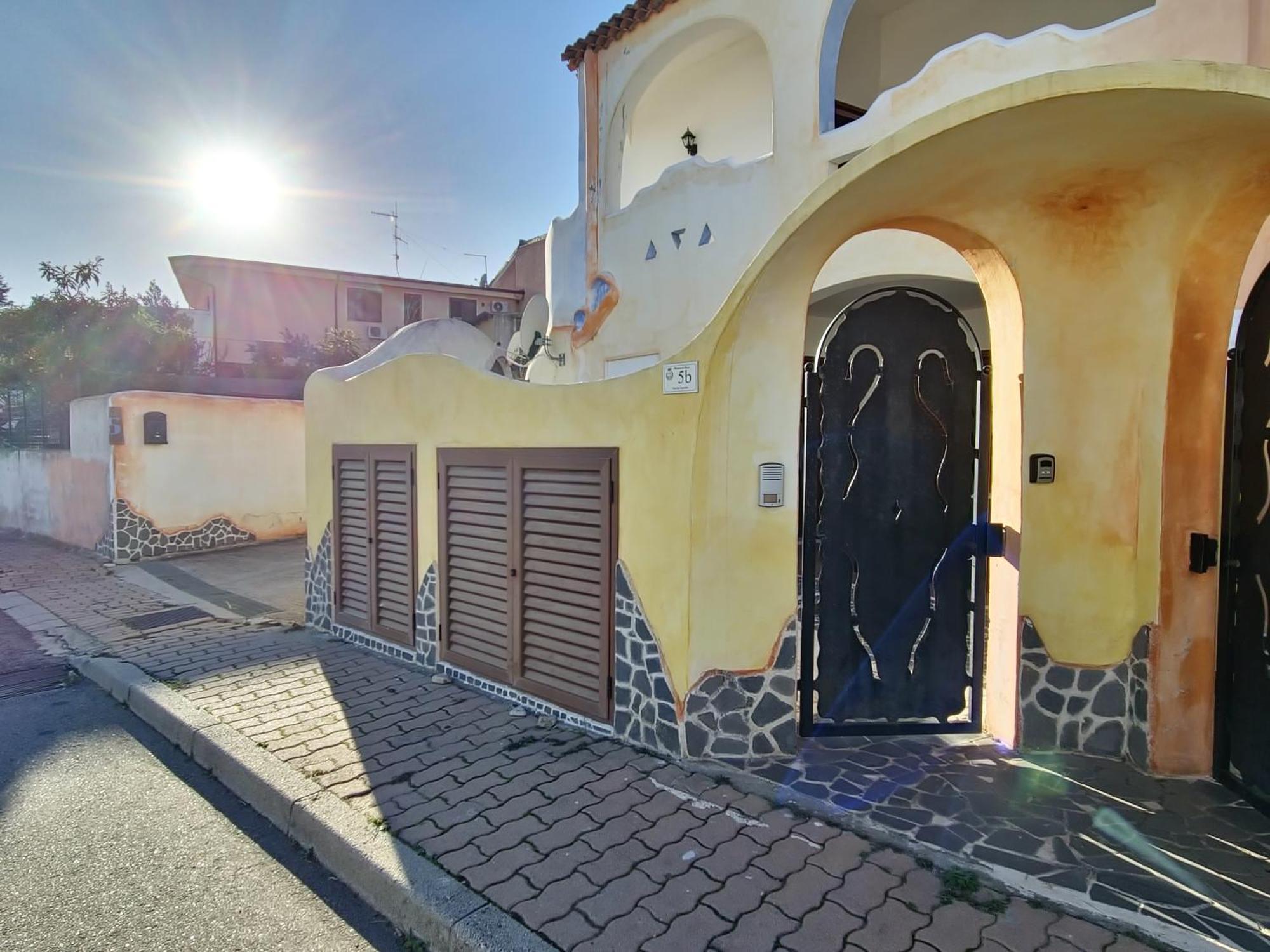 Dommos - Melodie Apartments Cala Liberotto Exterior photo
